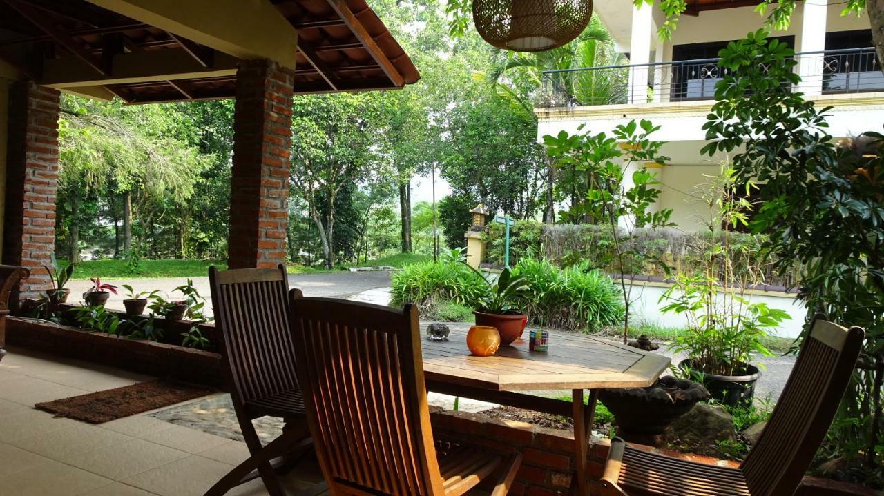 Pondok Pakuan Bogor Buitenkant foto